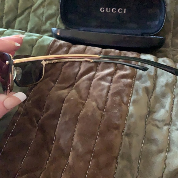 Authentic Gucci sunglasses - Picture 4 of 6